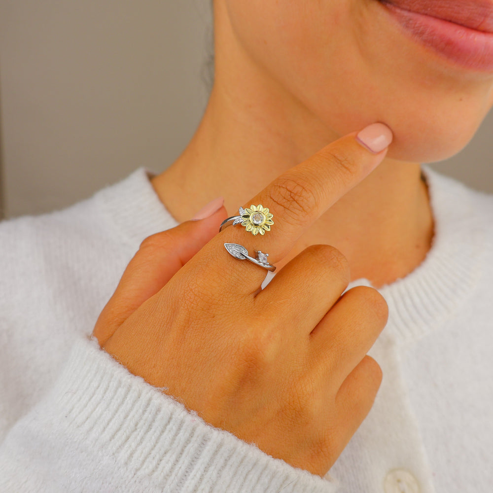 Golden Bloom – Fidgetring